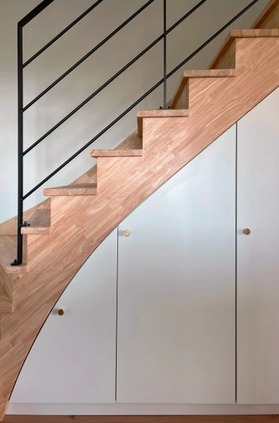 2-Escalier (La Maison Rose)